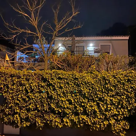 Bord De 1 Lit Double 1 Lit Simple *